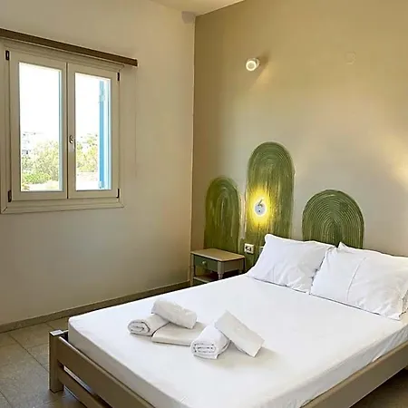 Отель Agnadi Syros Beachfront & Vari (Syros)