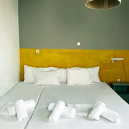 Agnadi Syros Beachfront &