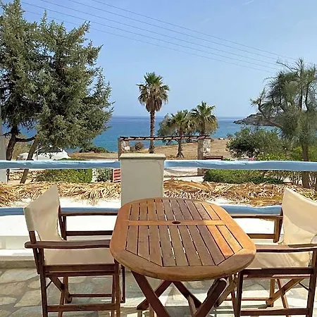 Agnadi Syros Beachfront & 3* Vari (Syros)