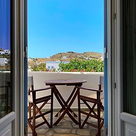 Agnadi Syros Beachfront & Отель 3*